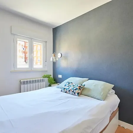 Moderno Y Acogedor Piso En Apartamento